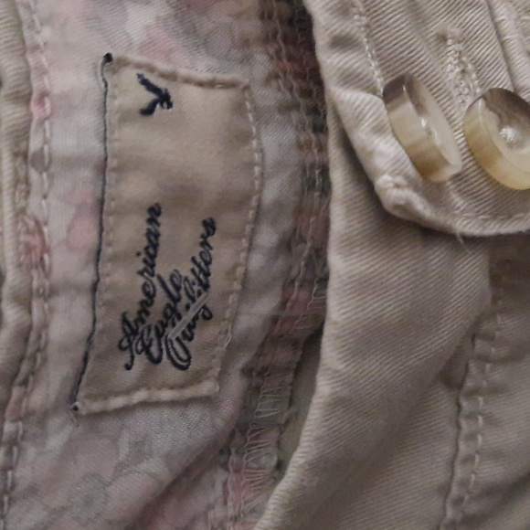 Women's khakis - Picture 2 of 3